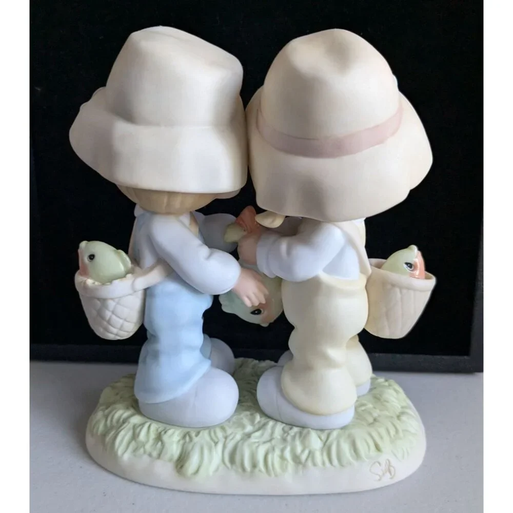 Precious Moments Figurine O-Fish-Aly Friends For A Lifetime By Enesco - Picture 7 of 12